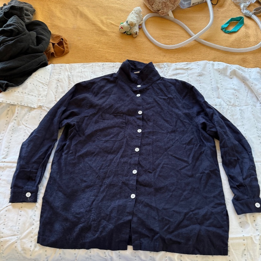 Shelter Clothing Lloyd top